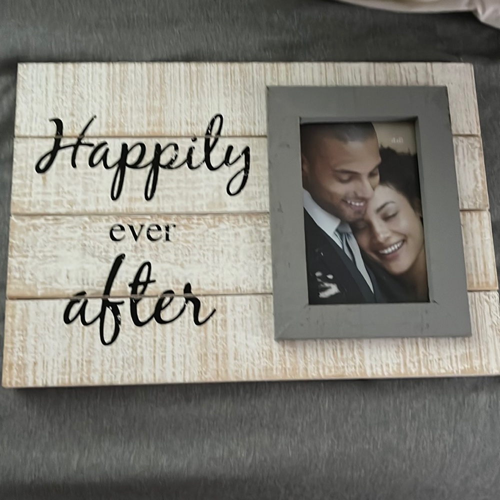Wedding picture frame